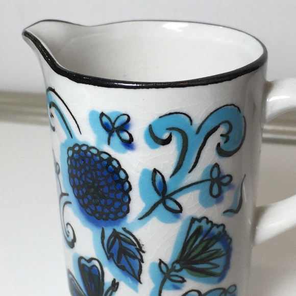 Very Small 60s - 70s Holt Howard Creamer HH 7219 Blue Cone Flower Hand Painted - Picture 8 of 13